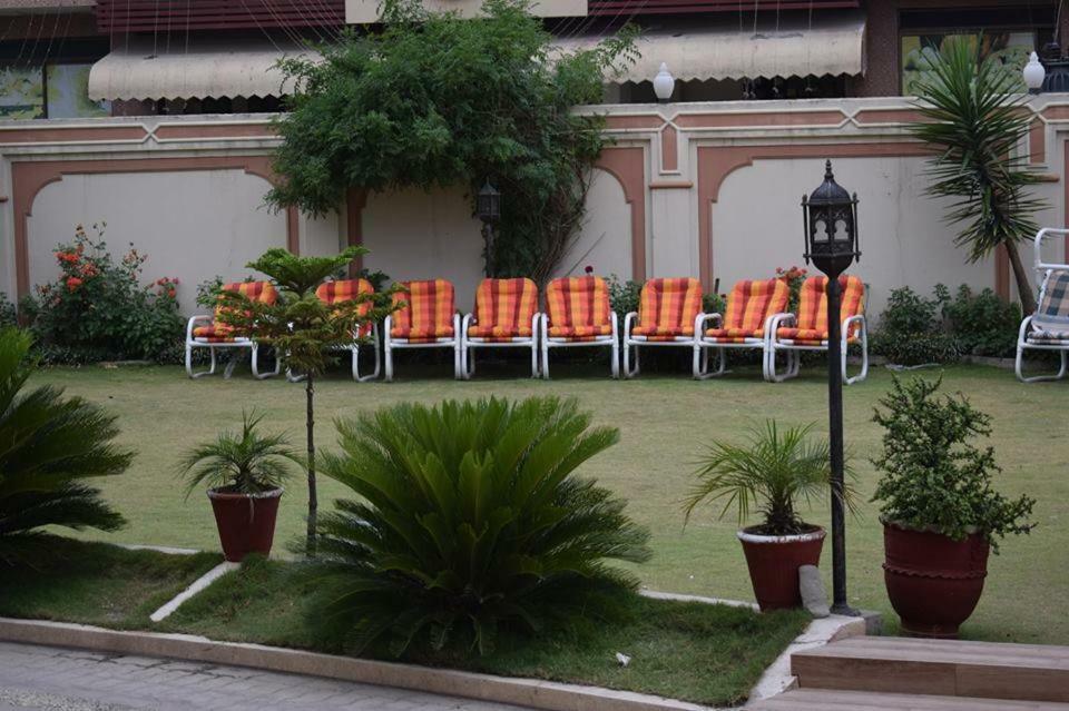 Royal Emirates Residence Abbottabad Ngoại thất bức ảnh
